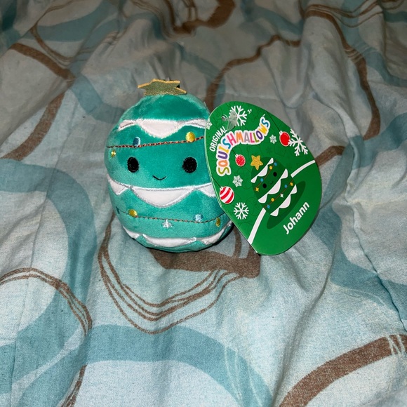 New Johann the Christmas tree Squishmallows clip - Picture 8 of 9